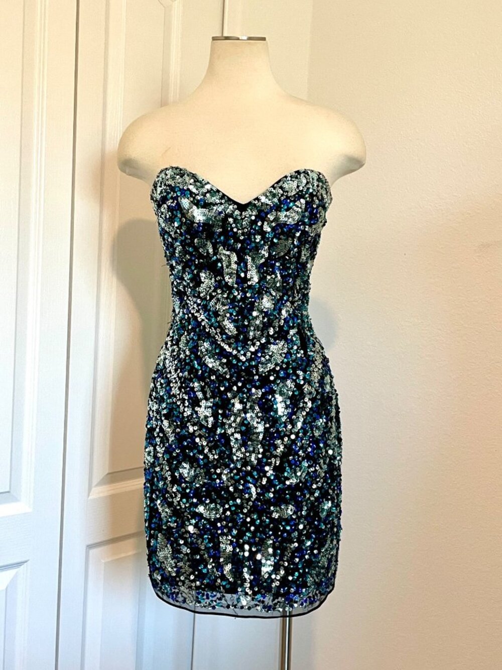 Primavera Couture Sequin Strapless Sweetheart Cocktail Mini Dress Womens Size 4